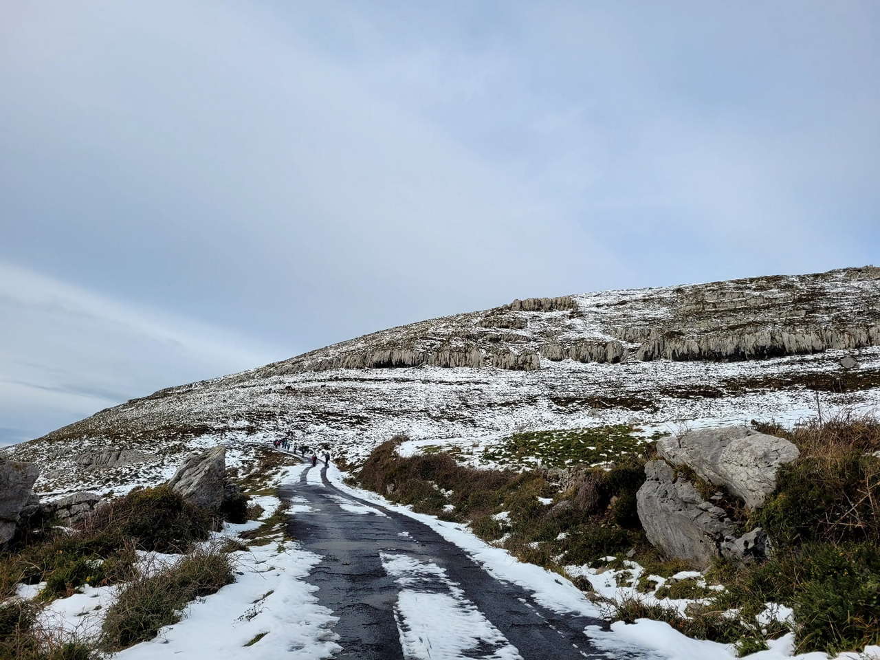 WhatsApp Image 2025-11-24 at 18.35.45 (1)